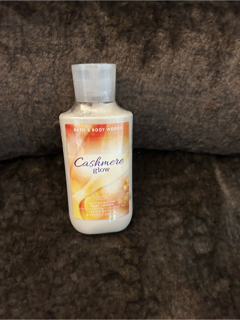 Bath & Body Works Cashmere Glow Lotion - Cream & Orange Label